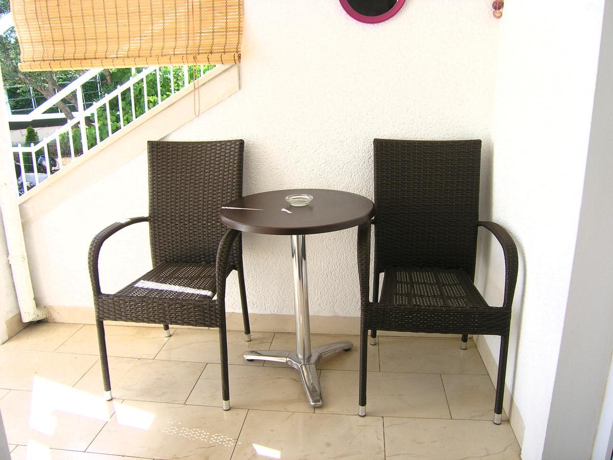 Apartments Oribella Krk Town Esterno foto