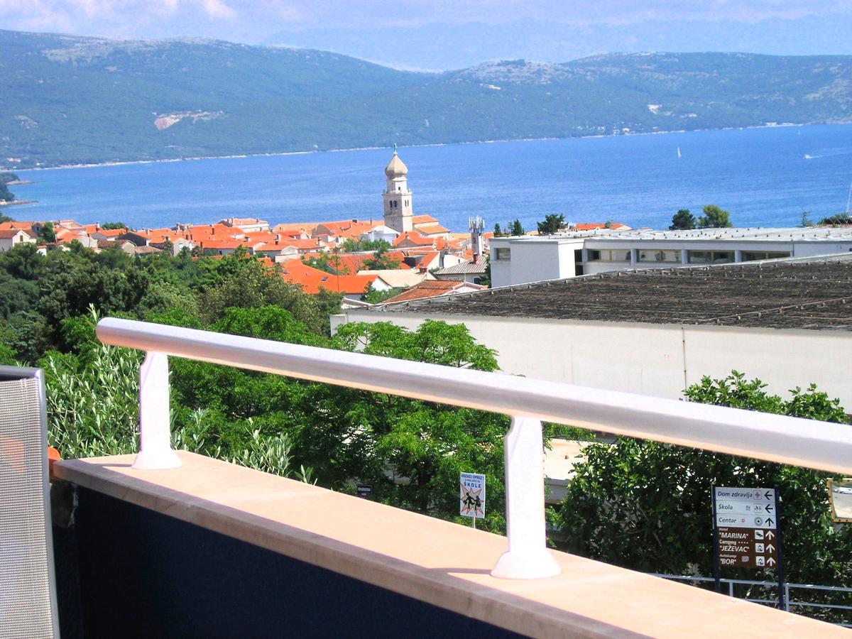Apartments Oribella Krk Town Esterno foto